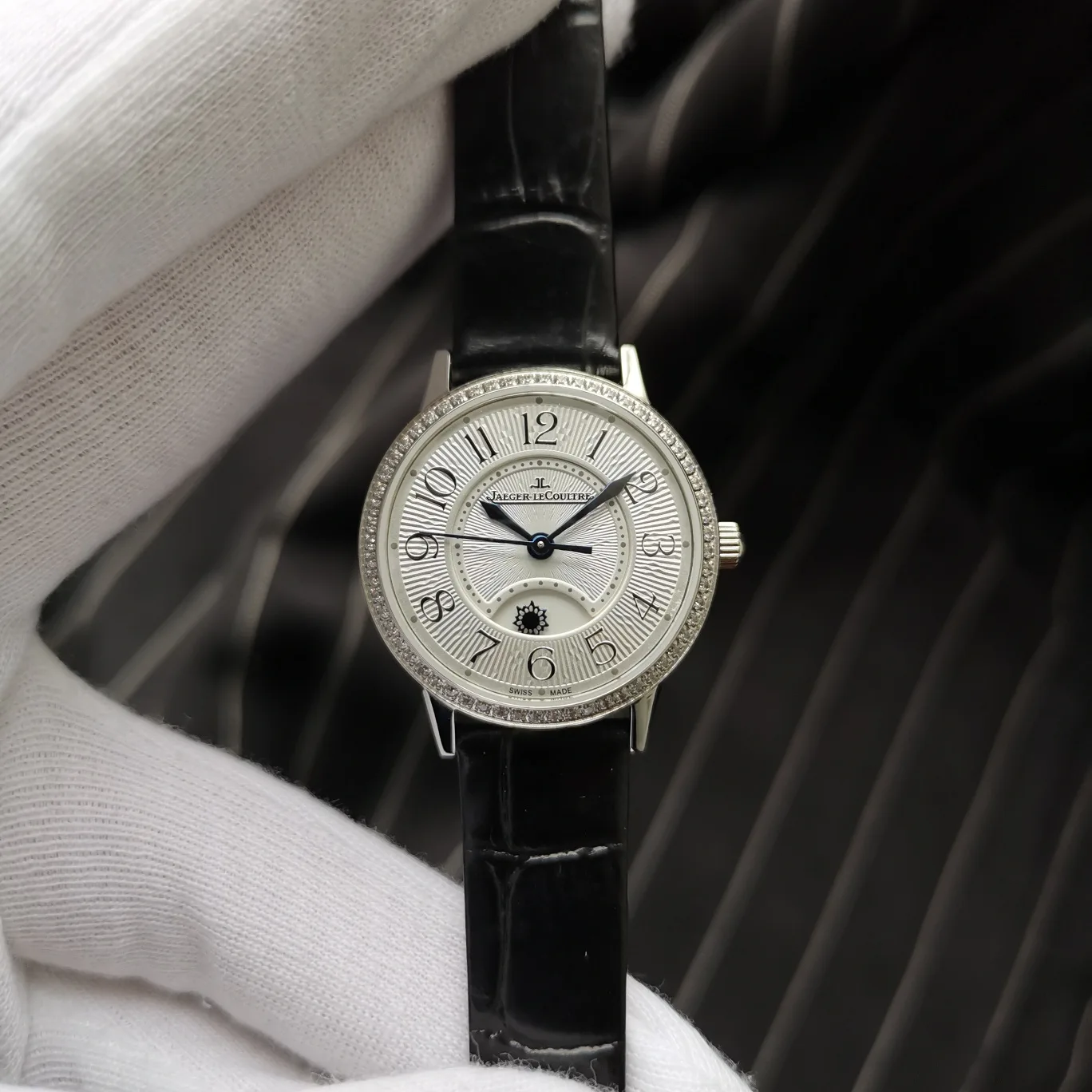 MG l 29mm l 예거르쿨트르 랑데부 클래식 나이트 앤 데이