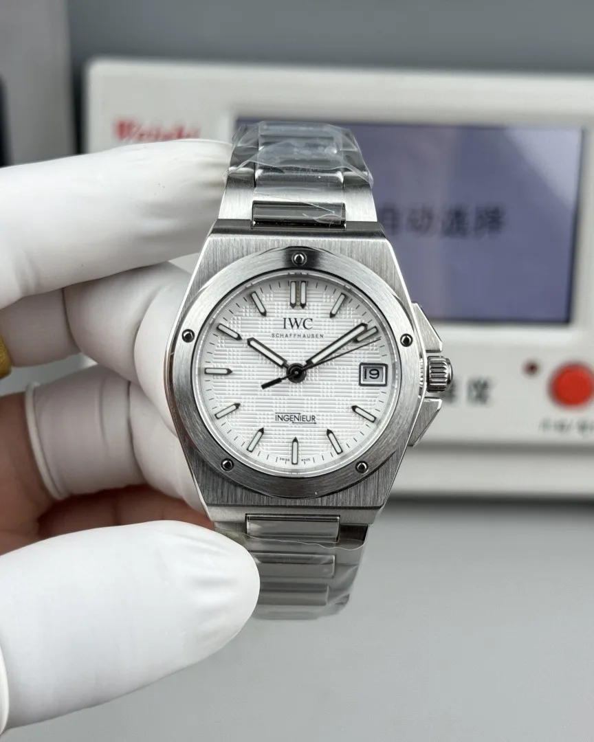 GH l 9015 l 35mm l IWC Ingenieur Automatic 35