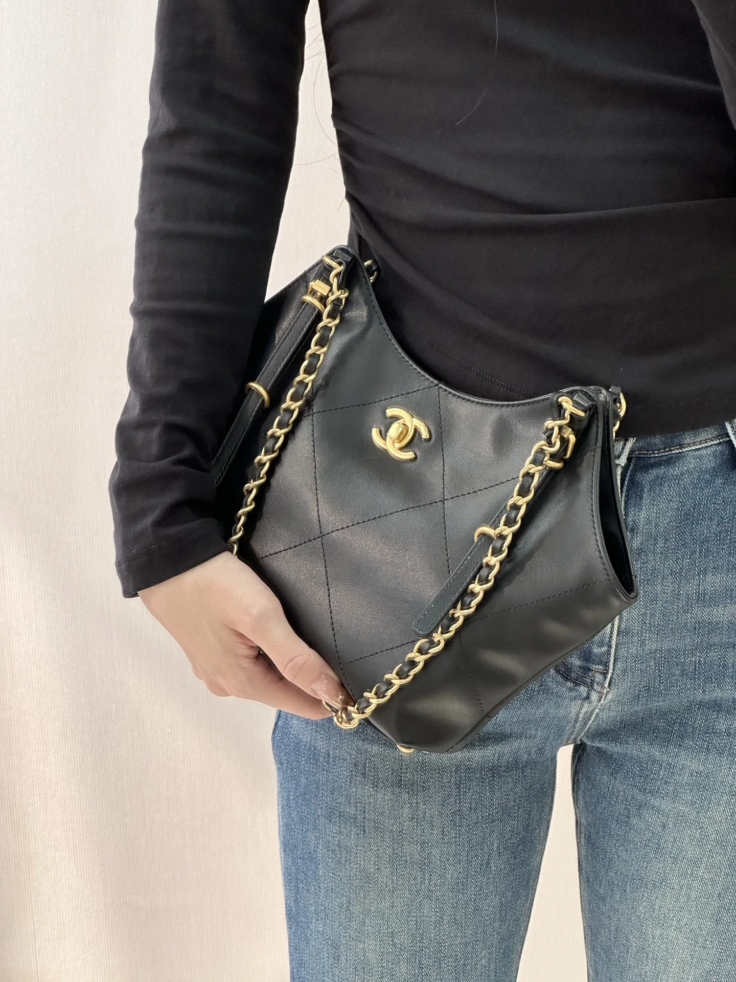 샤 ƆC 넬 쁘띠 체인 쇼핑백 카프스킨  AS6015 31-21-6cm
