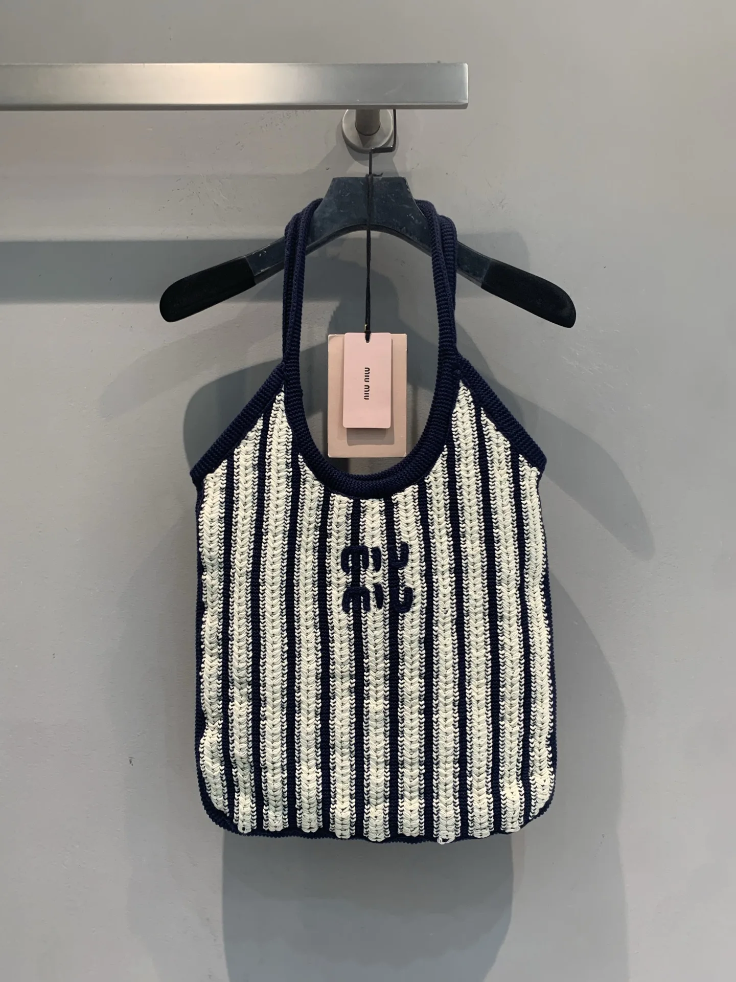 Miu Miu 아이비 크로셰 백 35cm